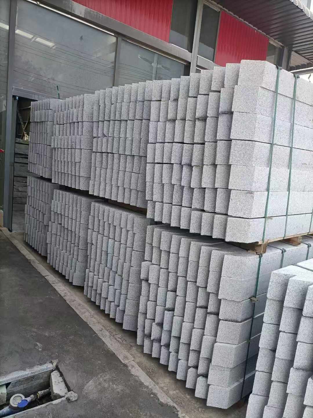 大连芝麻白树围石 树池