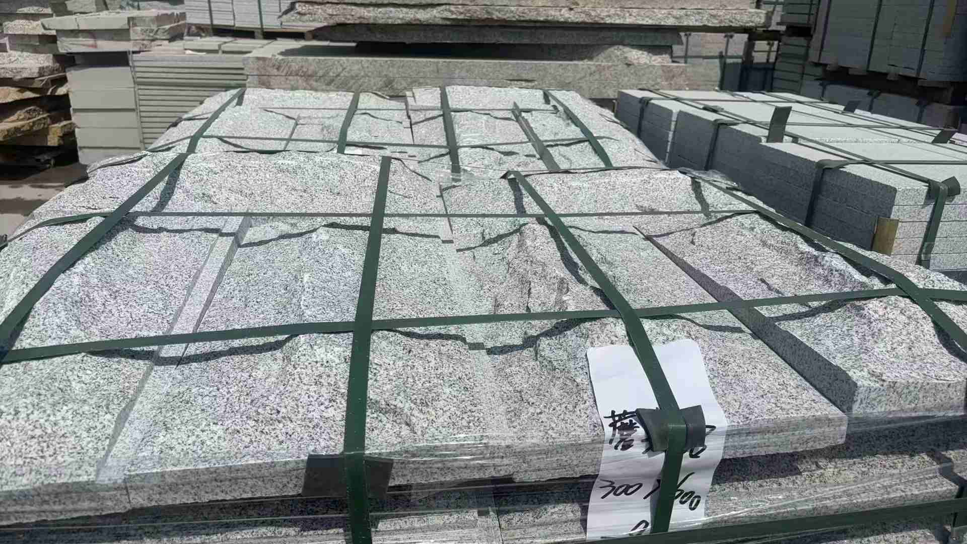 大连蘑菇石 自然面